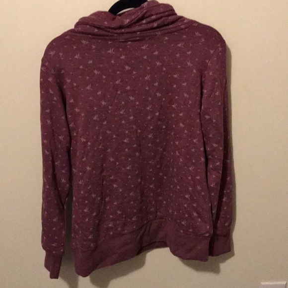 Clothes - Picture 2 of 3